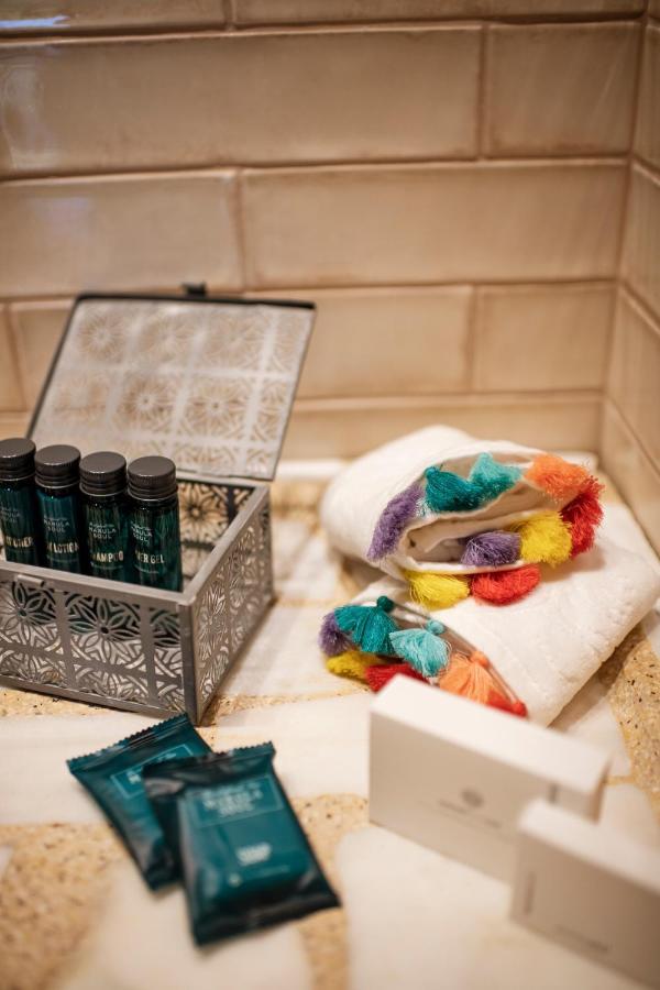 Klaritz Luxury Suites Lassi  Extérieur photo